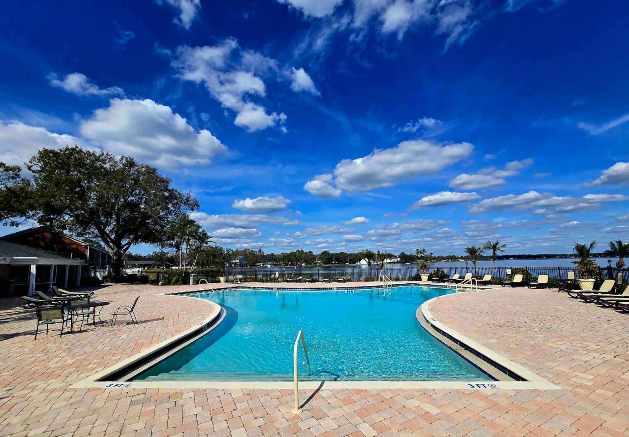 Beautiful Condo Close To Busch Gardens 탬파 외부 사진